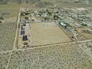 9125 Mesa Road Lucerne Valley, CA 92356 - Photo 49 of 55 a bathroom with a shower