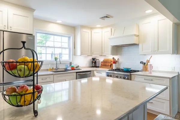 $749,900 | 101 Oval Street, Brant, NY 14081