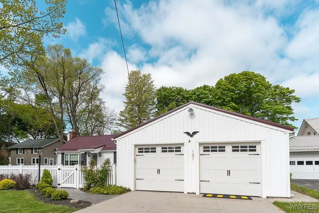 $749,900 | 101 Oval Street, Brant, NY 14081