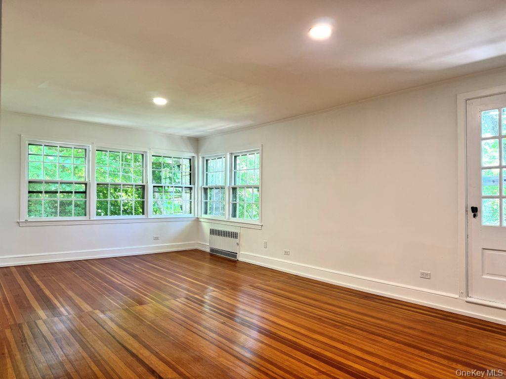 560 Taxter Road Elmsford, NY 10523 - Photo 21 of 39