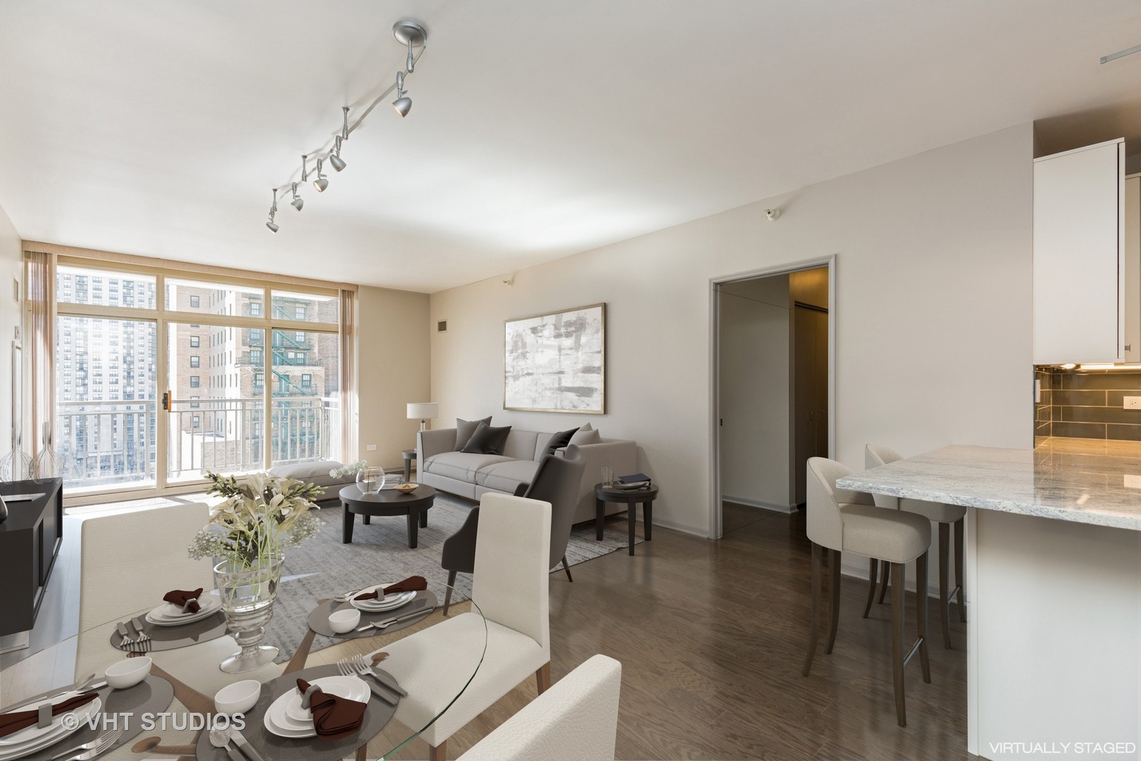 21 West Chestnut Street, Unit 902 Chicago, IL 60610 - Photo 2 of 16