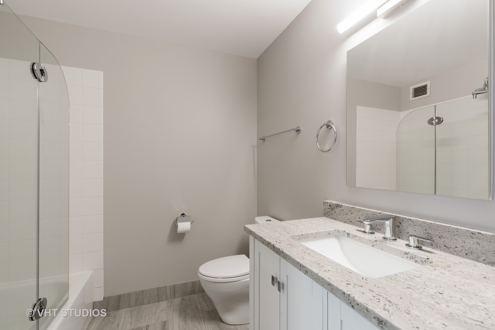 21 West Chestnut Street, Unit 902 Chicago, IL 60610 - Photo 9 of 16