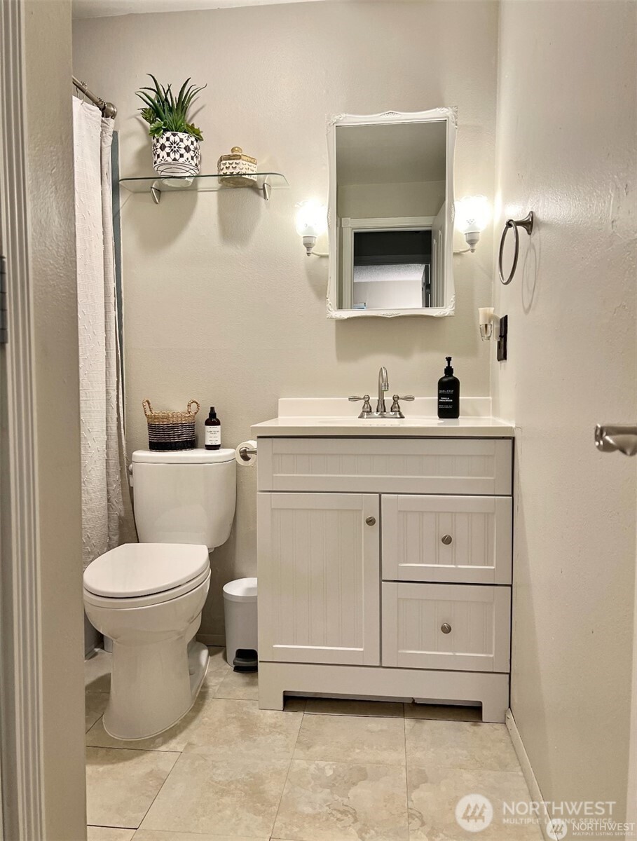 11645 Southeast 164th Street Renton, WA 98058 - Photo 6 of 9