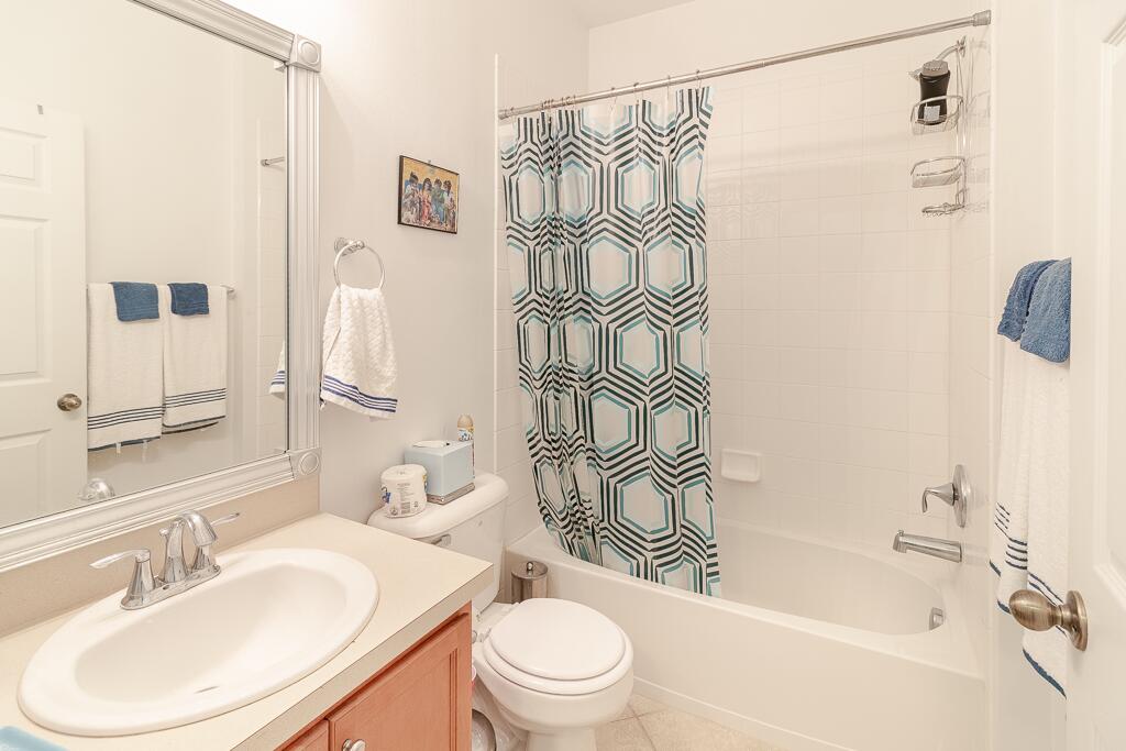 9704 Windrift Circle Fort Pierce, FL 34945 - Photo 9 of 19 Guest Bathroom