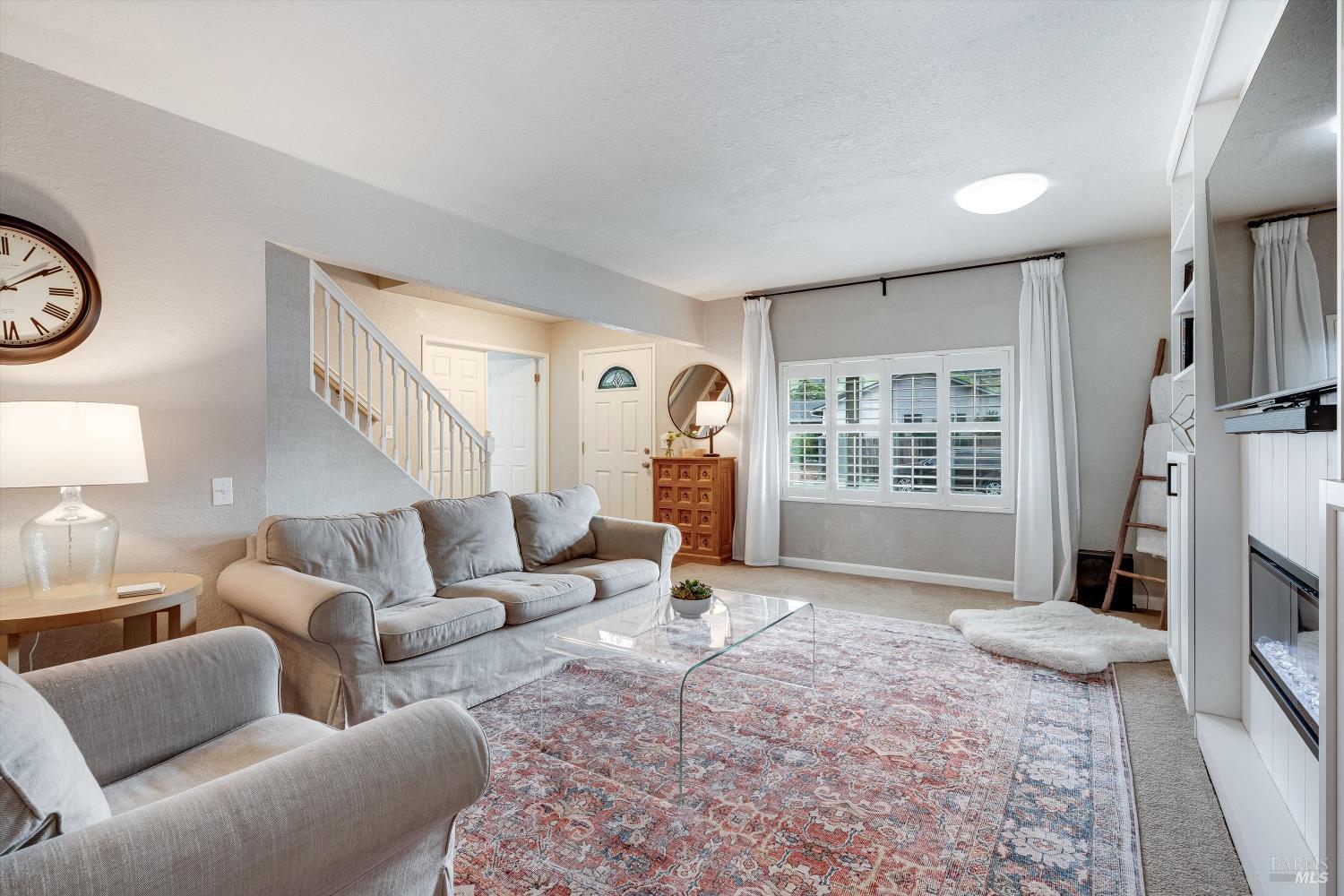 525 Oak Lake Avenue Santa Rosa, CA 95409 - Photo 14 of 74