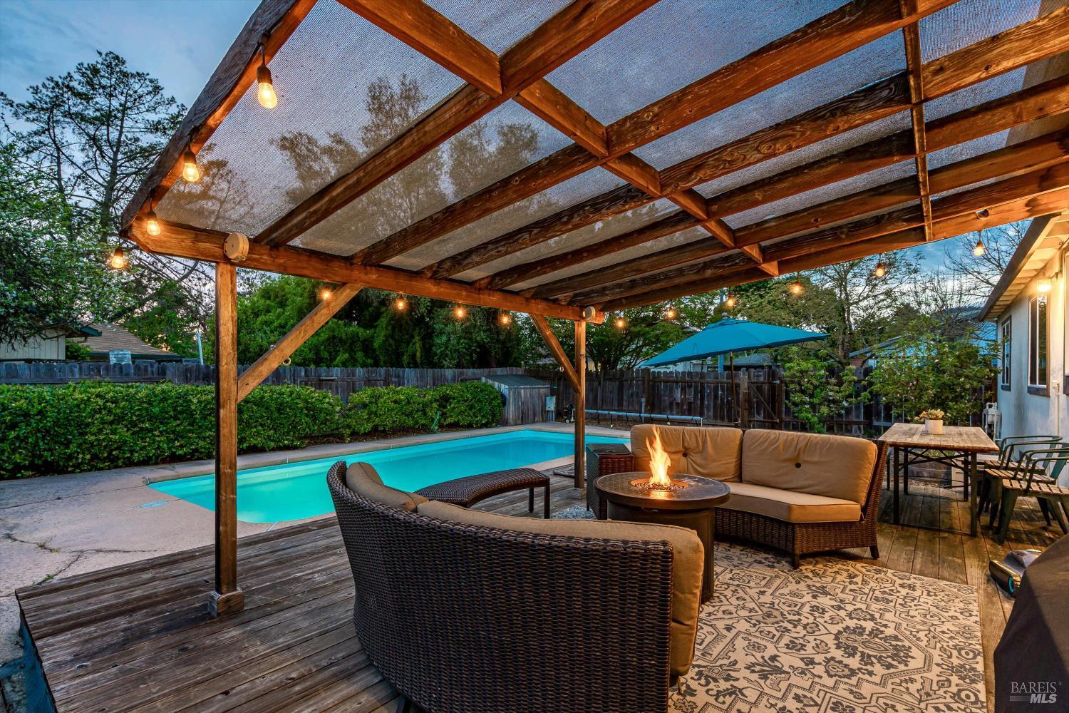 525 Oak Lake Avenue Santa Rosa, CA 95409 - Photo 40 of 74