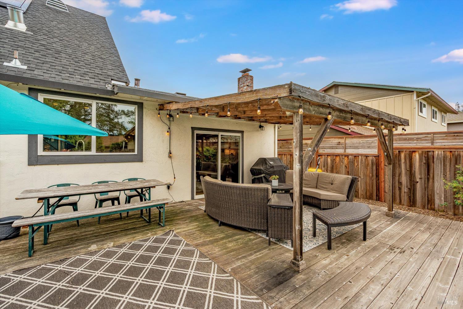 525 Oak Lake Avenue Santa Rosa, CA 95409 - Photo 43 of 74