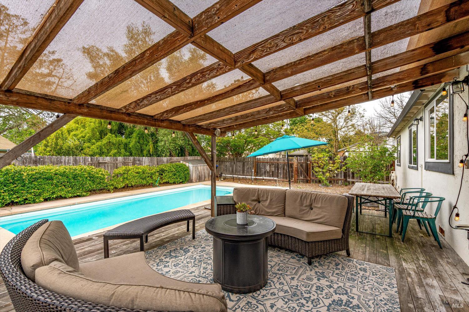 525 Oak Lake Avenue Santa Rosa, CA 95409 - Photo 54 of 74