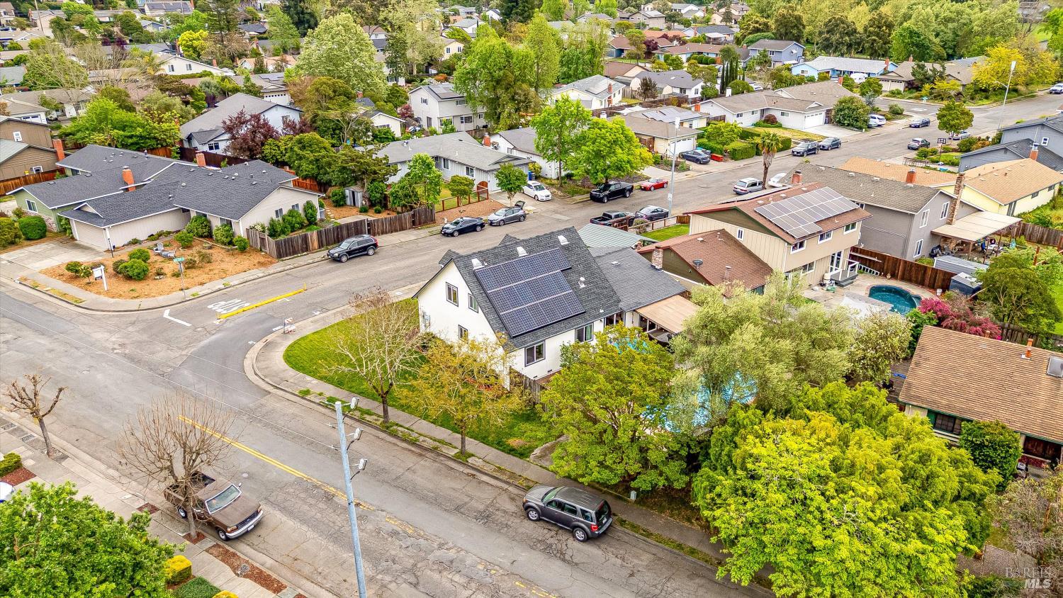 525 Oak Lake Avenue Santa Rosa, CA 95409 - Photo 70 of 74