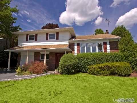 147 Roxton Road Plainview, NY 11803 - Photo 1 of 1 Gallery Image 1