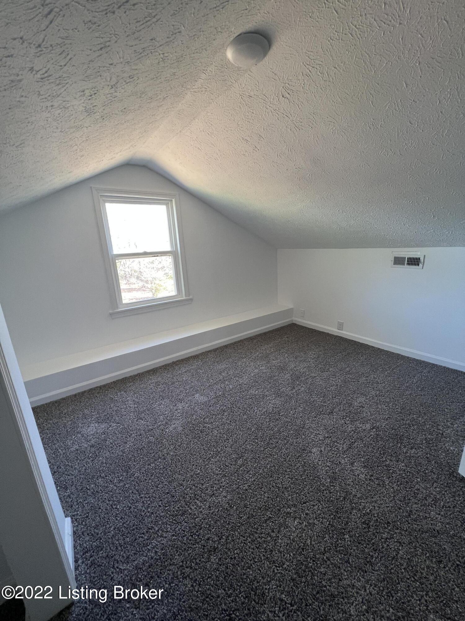 1560 Shircliffe Road Vine Grove, KY 40175 - Photo 17 of 29 E35B26DE-BBB1-45EA-9F2F-07A1E36A0C7E