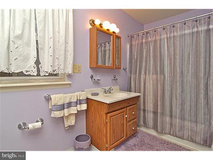 1817 Janvier Road Williamstown, NJ 08094 - Photo 13 of 22