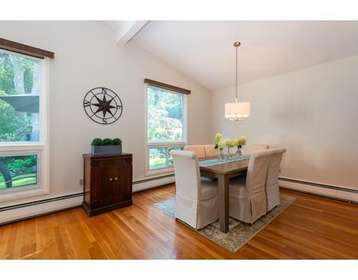 8 Doncaster Road Lynnfield, MA 01940 - Photo 18 of 39 Gallery Image 18