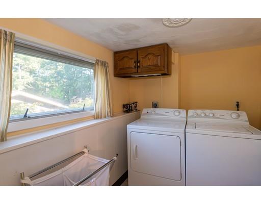 8 Doncaster Road Lynnfield, MA 01940 - Photo 26 of 39 Gallery Image 26