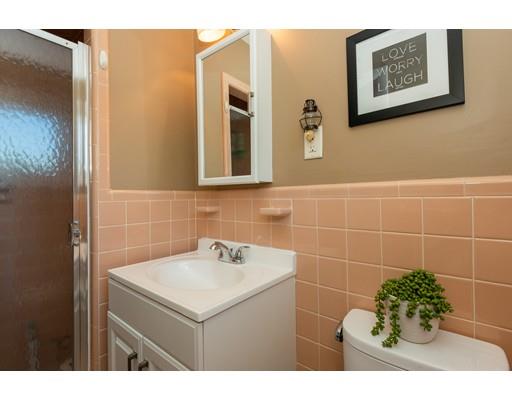 8 Doncaster Road Lynnfield, MA 01940 - Photo 31 of 39 Gallery Image 31