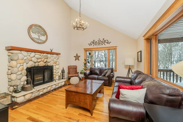 $499,900 | 12344 Warner Road, Plainwell, MI 49080