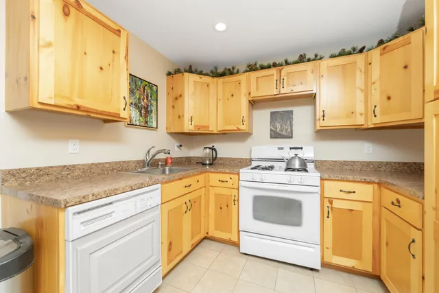 $499,900 | 12344 Warner Road, Plainwell, MI 49080