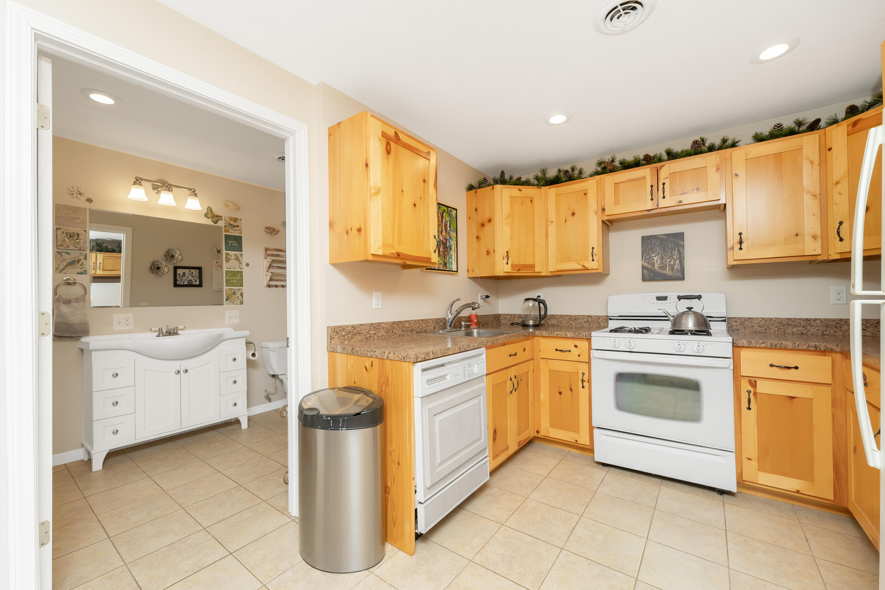 12344 Warner Road Plainwell, MI 49080 - Photo 30 of 46 DSC00475