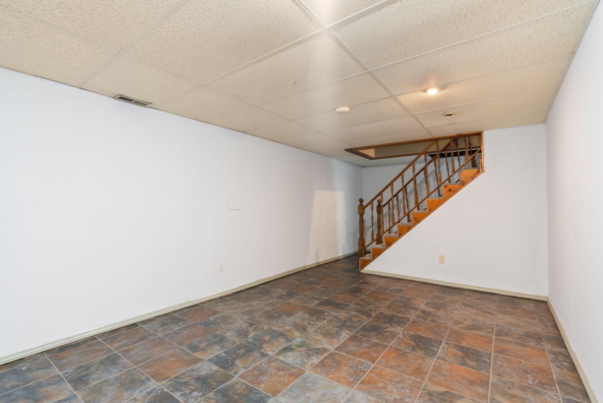 1742 Raleigh Road Lexington, KY 40505 - Photo 28 of 35 DSC07732