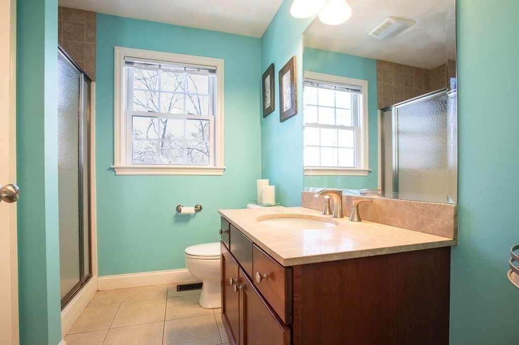 2 Edgemere Road North Reading, MA 01864 - Photo 24 of 31 Gallery Image 24