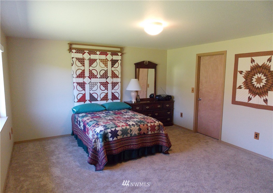 1227 North Fork Road Chehalis, WA 98532 - Photo 17 of 24