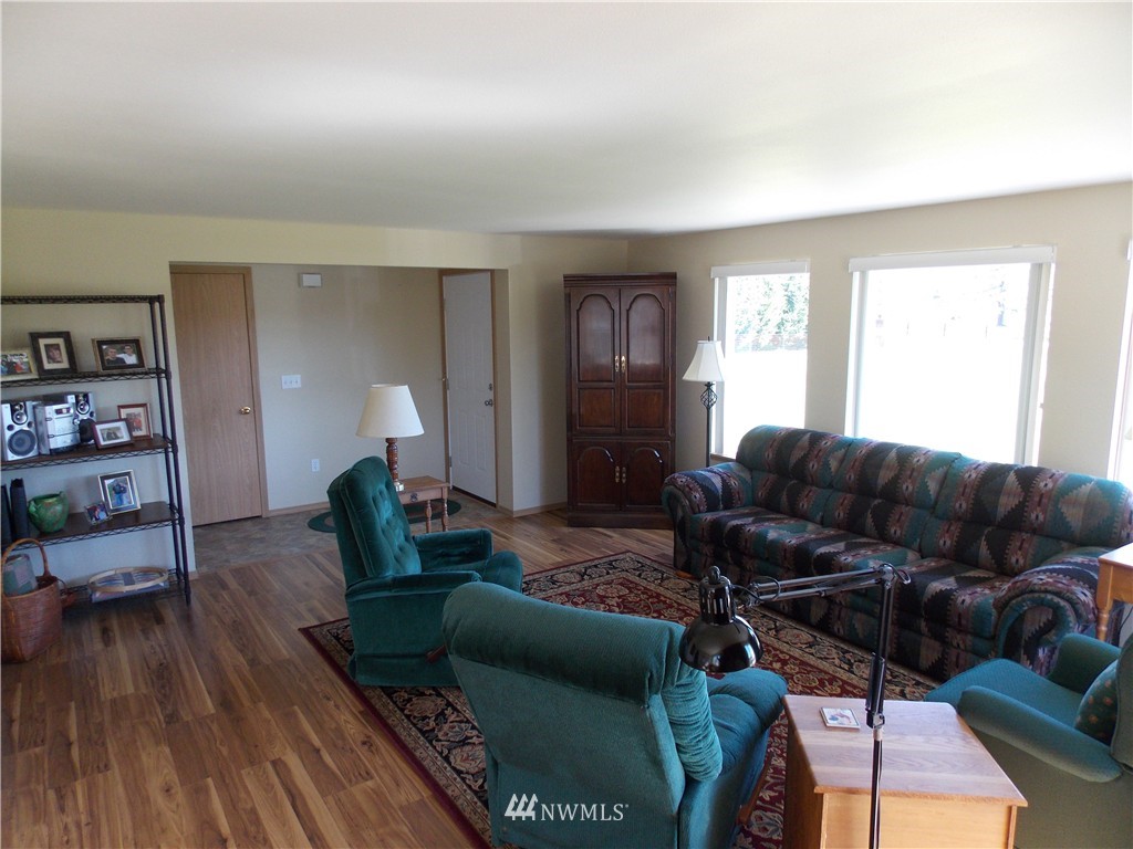 1227 North Fork Road Chehalis, WA 98532 - Photo 3 of 24