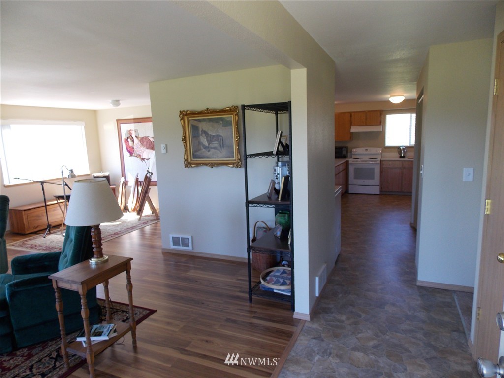 1227 North Fork Road Chehalis, WA 98532 - Photo 4 of 24