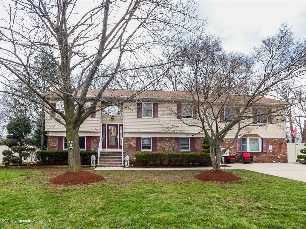 22 Tanglewood Road Middletown, NJ 07748 - Photo 1 of 36 001_Front