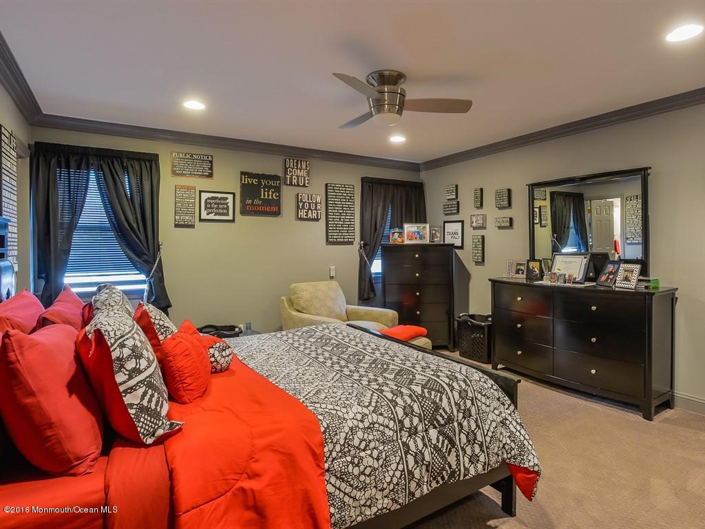 22 Tanglewood Road Middletown, NJ 07748 - Photo 12 of 36 013_Bedroom