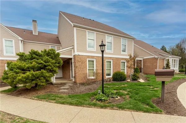 $485,000 | 410 Royal Court, Pittsburgh, PA 15234