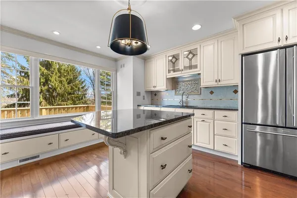 $485,000 | 410 Royal Court, Pittsburgh, PA 15234