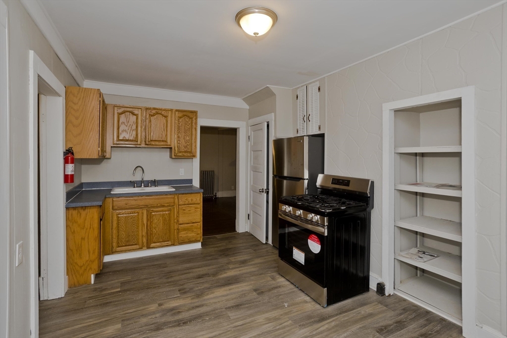 53 Freeman Terrace Springfield, MA 01104 - Photo 23 of 42