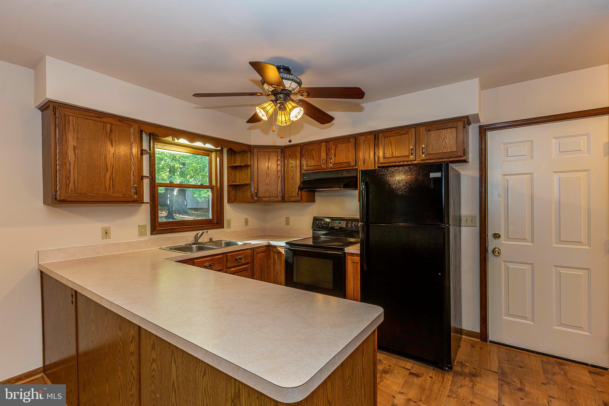 256 Choptank Road Stafford, VA 22556 - Photo 13 of 46 Kitchen