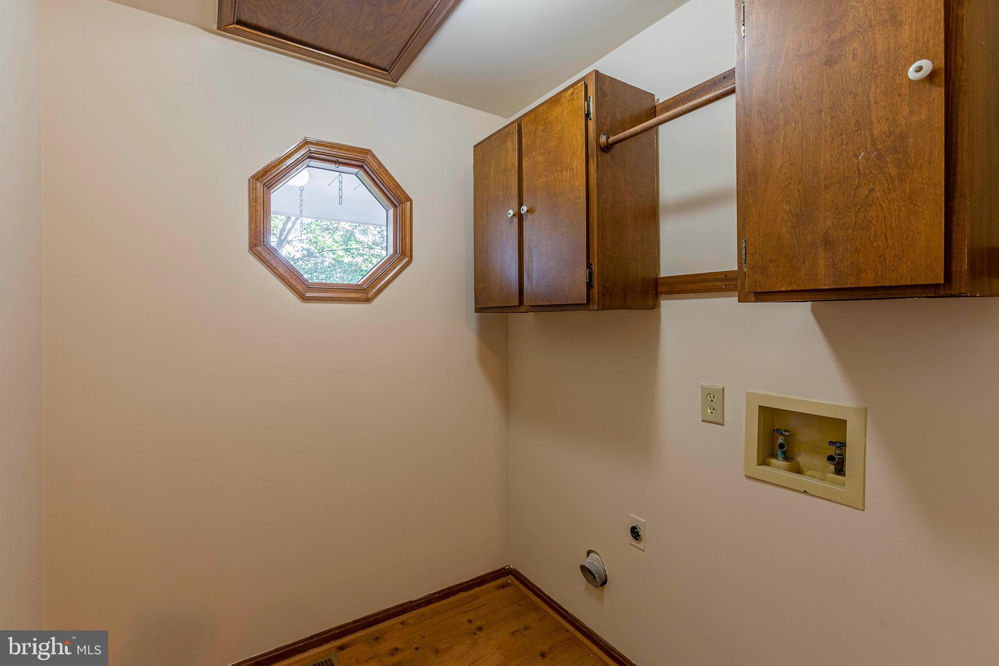 256 Choptank Road Stafford, VA 22556 - Photo 15 of 46 Laundry Room