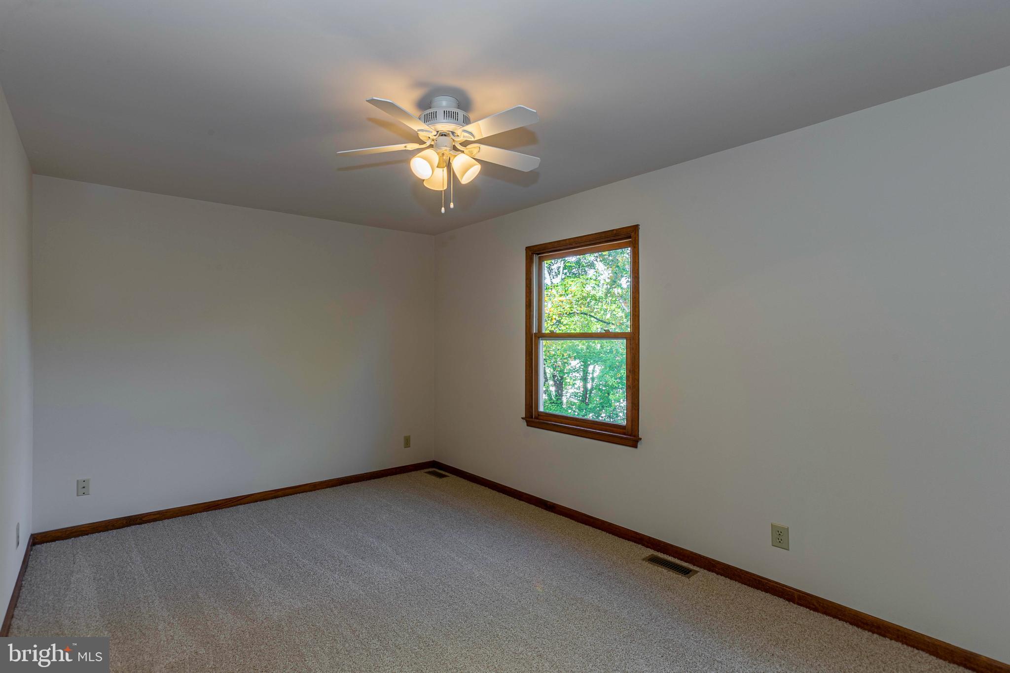 256 Choptank Road Stafford, VA 22556 - Photo 22 of 46 Bedroom 2