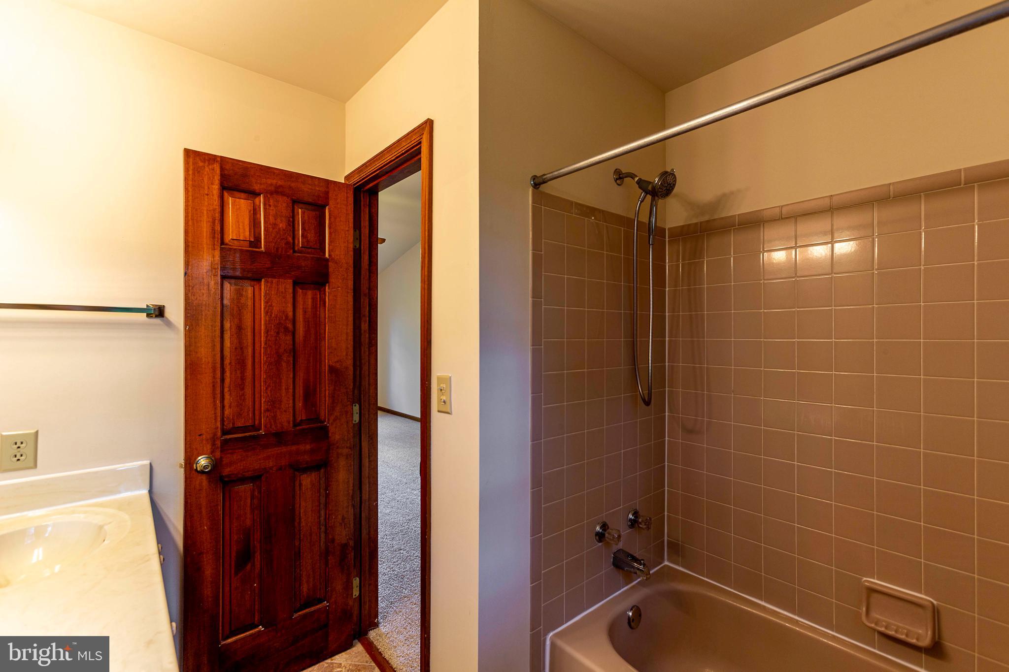 256 Choptank Road Stafford, VA 22556 - Photo 33 of 46 Primary Bathroom