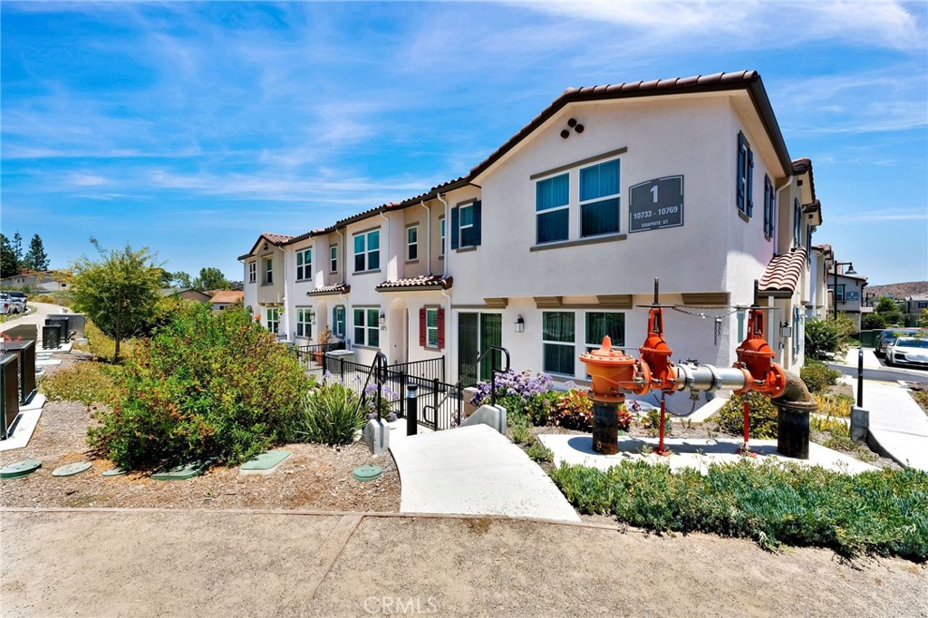 10765 Graphite Street Spring Valley, CA 91977 - Photo 2 of 30