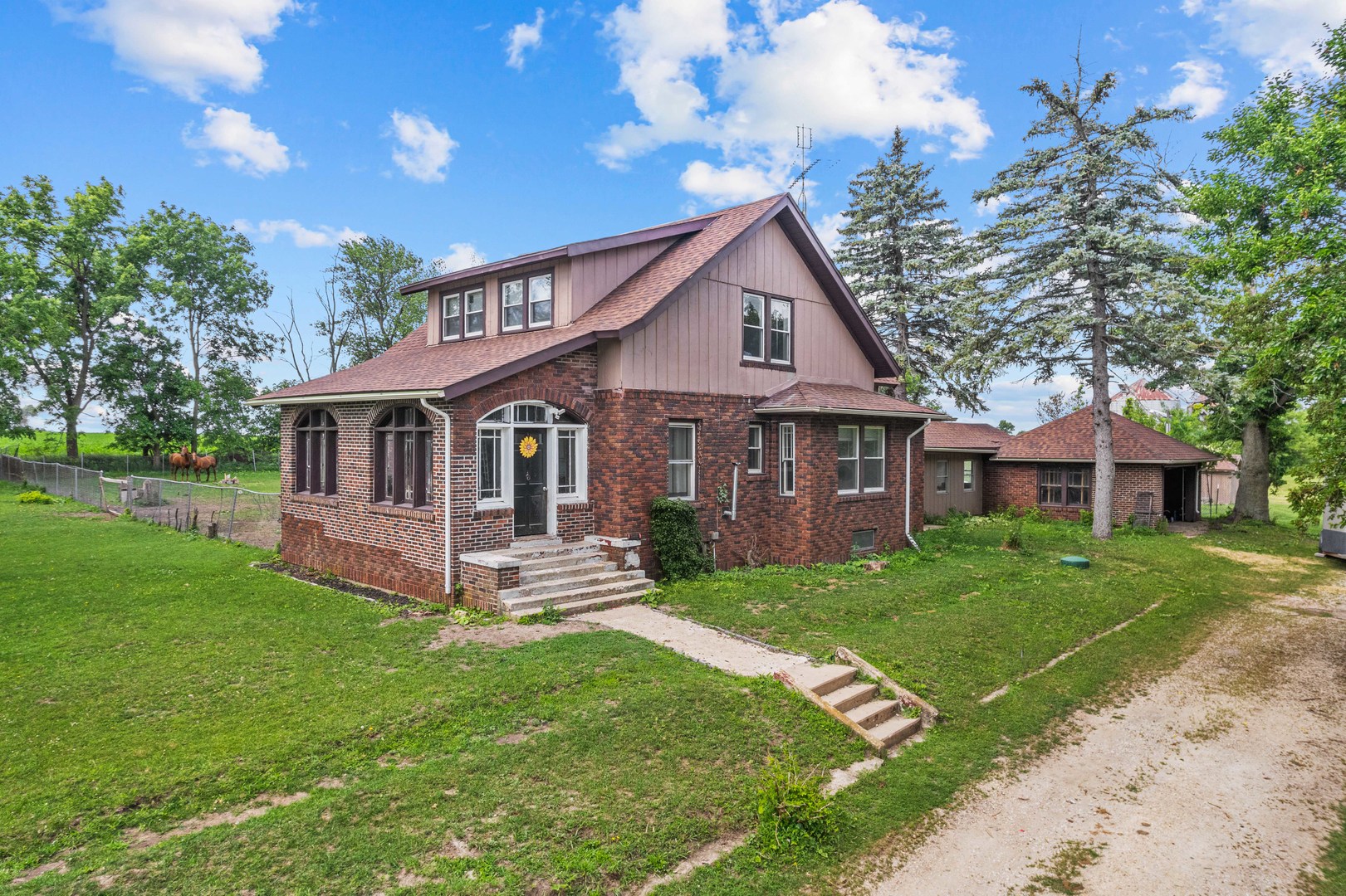 953 Paw Paw Road Paw Paw, IL 61353 - Photo 1 of 41 Gallery Image 1