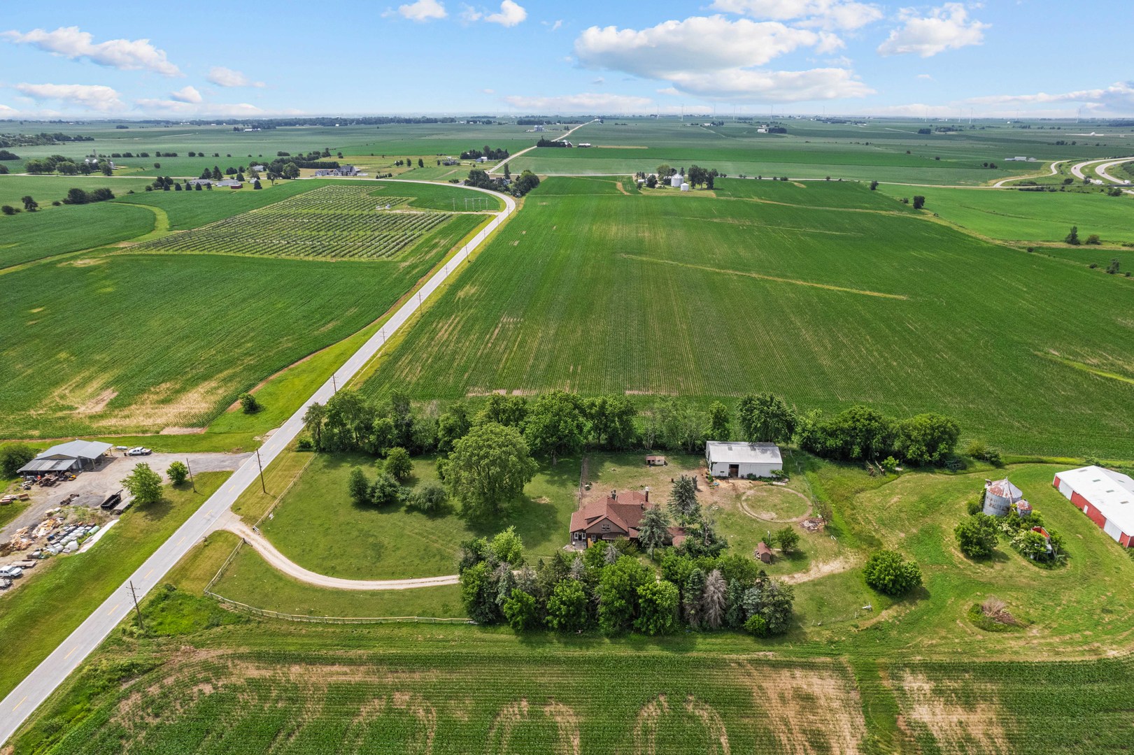 953 Paw Paw Road Paw Paw, IL 61353 - Photo 5 of 41 Gallery Image 5