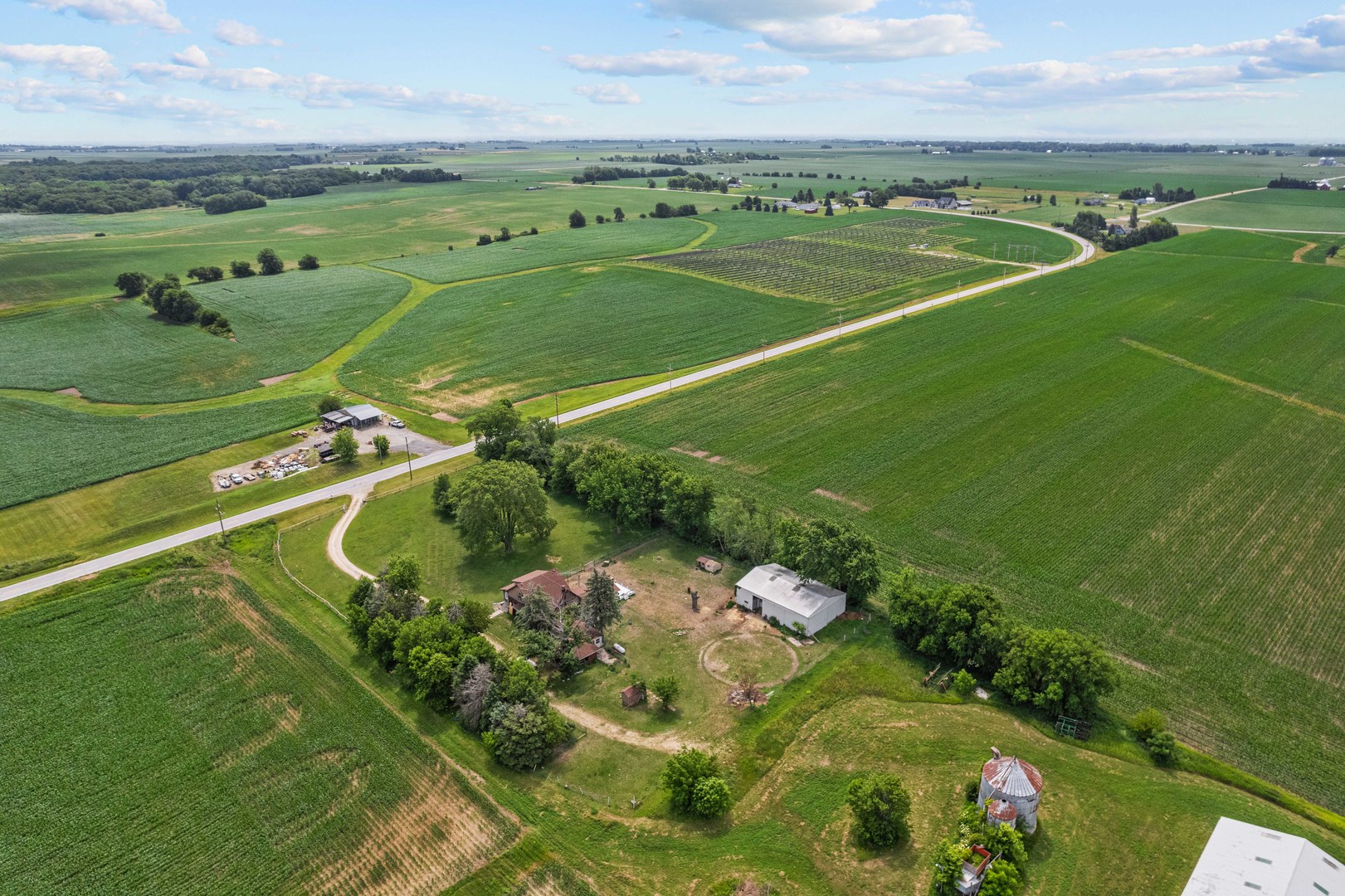 953 Paw Paw Road Paw Paw, IL 61353 - Photo 6 of 41 Gallery Image 6
