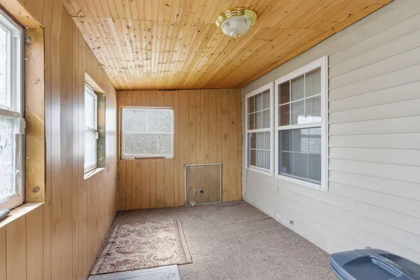 $194,900 | Undisclosed Address, Hammond, IN 46324