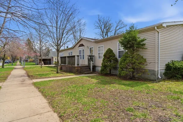 $194,900 | Undisclosed Address, Hammond, IN 46324