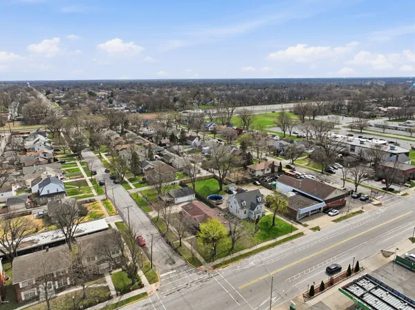 $194,900 | Undisclosed Address, Hammond, IN 46324