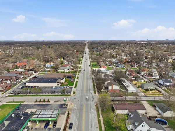 $194,900 | Undisclosed Address, Hammond, IN 46324