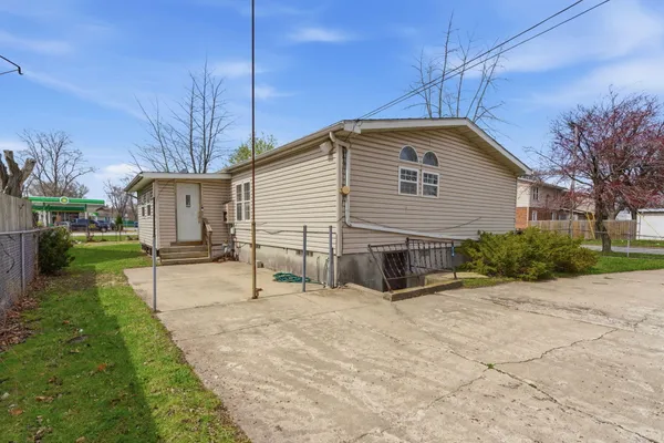 $194,900 | Undisclosed Address, Hammond, IN 46324