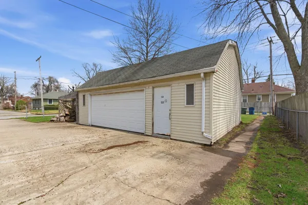 $194,900 | Undisclosed Address, Hammond, IN 46324