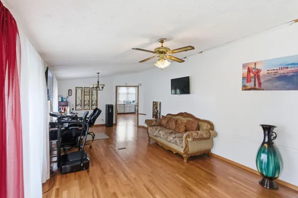 $194,900 | Undisclosed Address, Hammond, IN 46324