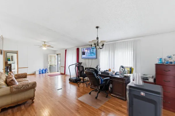 $194,900 | Undisclosed Address, Hammond, IN 46324