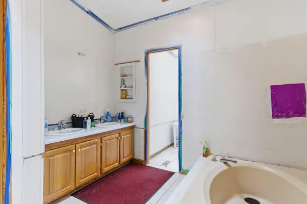 $194,900 | Undisclosed Address, Hammond, IN 46324