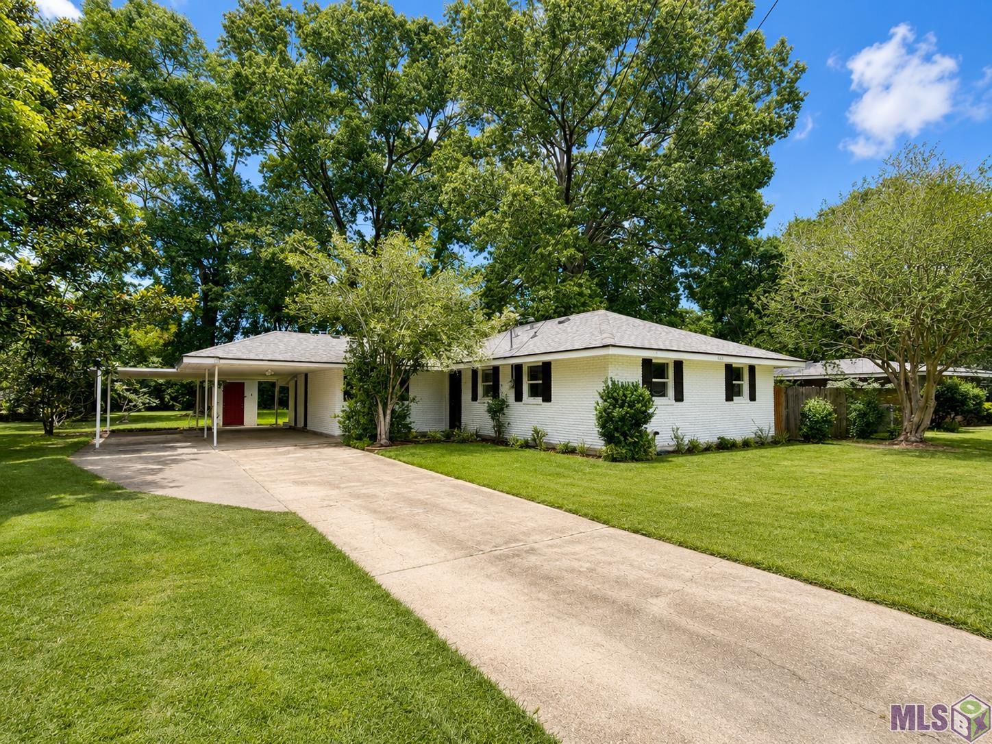 8131 Sholar Drive Baton Rouge, LA 70809 - Photo 1 of 12